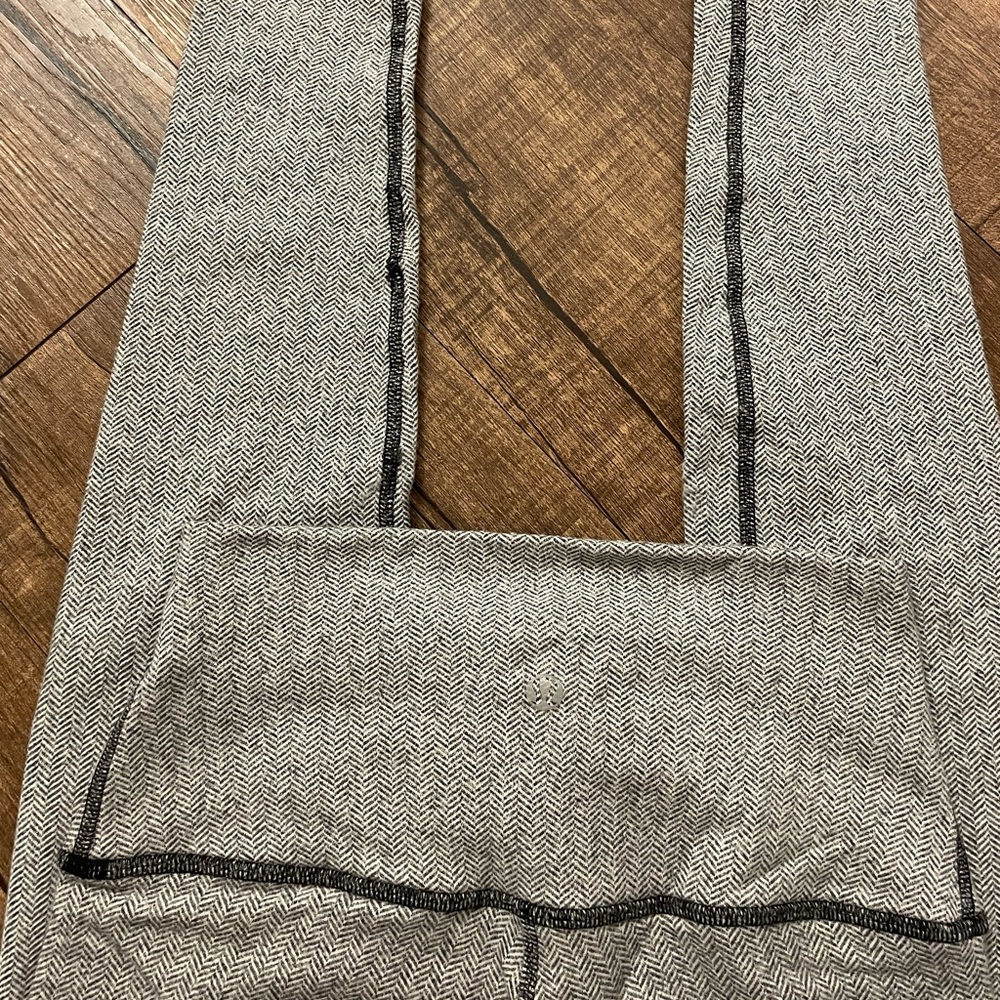 Fleece Lululemon leggings size 4
